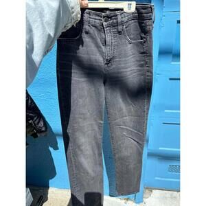 Stylish High-Waisted Black/Gray Denim Jeans